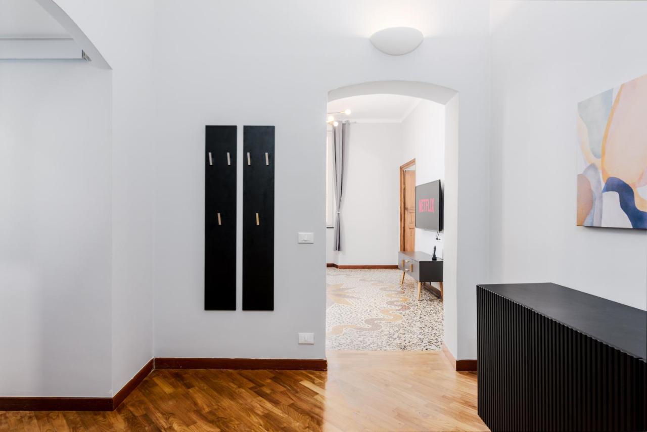 Esclusivo 130 Mq + Terrazzo Via San Vincenzo Apartment